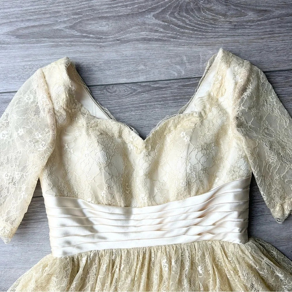 LightInTheBox Lace Ruffles Evening Dress Bridesmaid - Picture 4 of 15